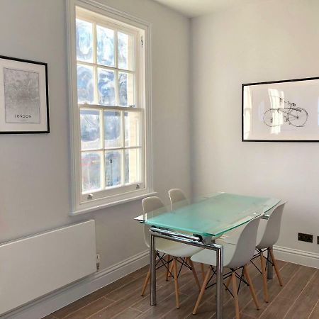 Stylish Maisonette And Studio In Victoria Лондон Экстерьер фото
