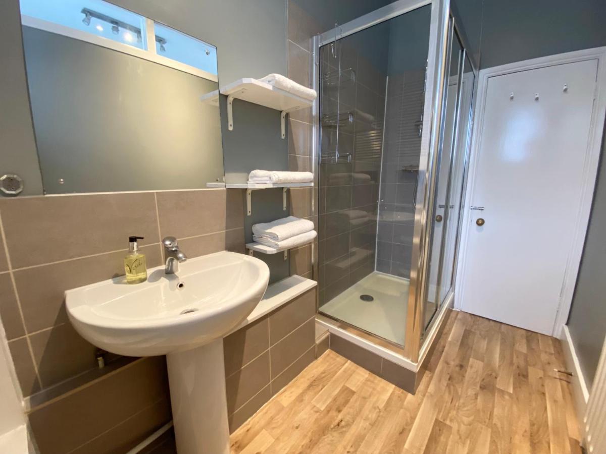 Stylish Maisonette And Studio In Victoria Лондон Экстерьер фото