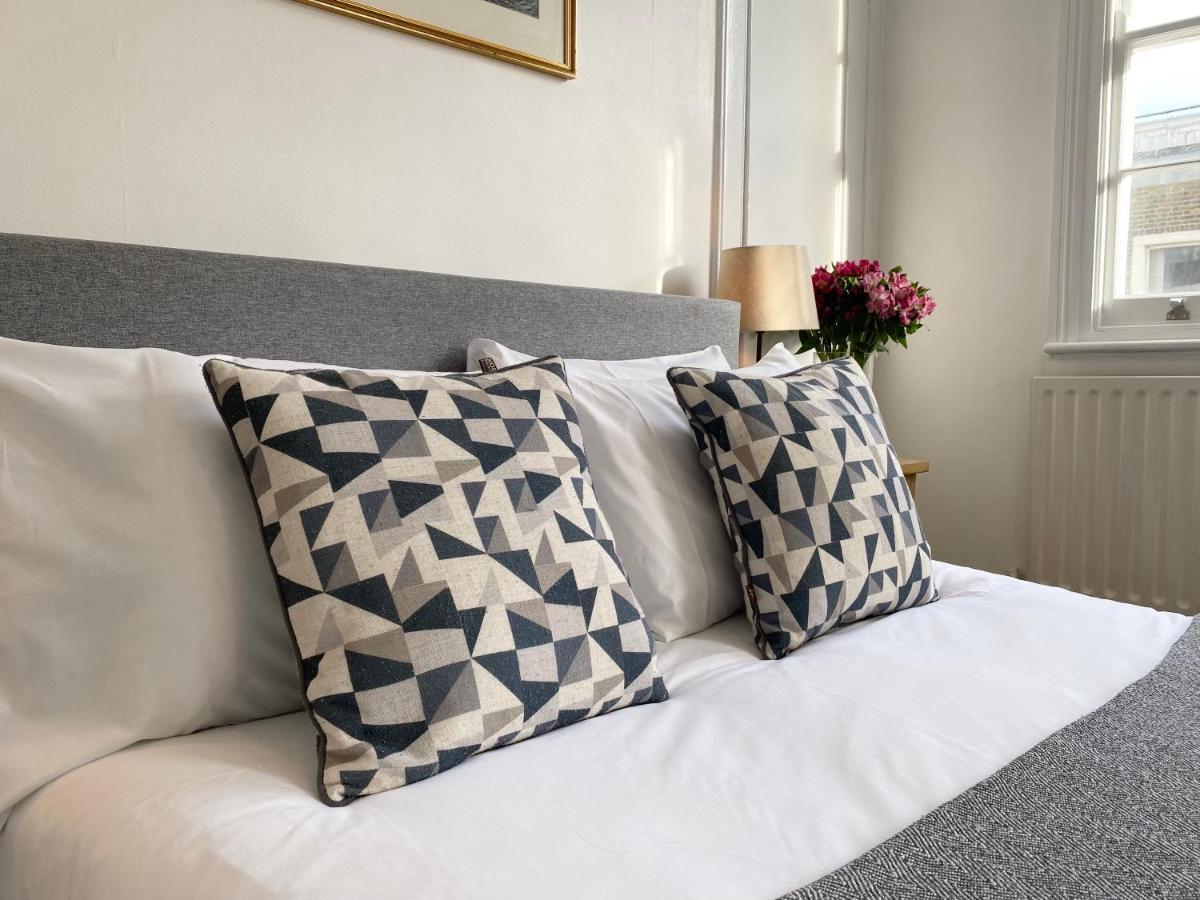 Stylish Maisonette And Studio In Victoria Лондон Экстерьер фото
